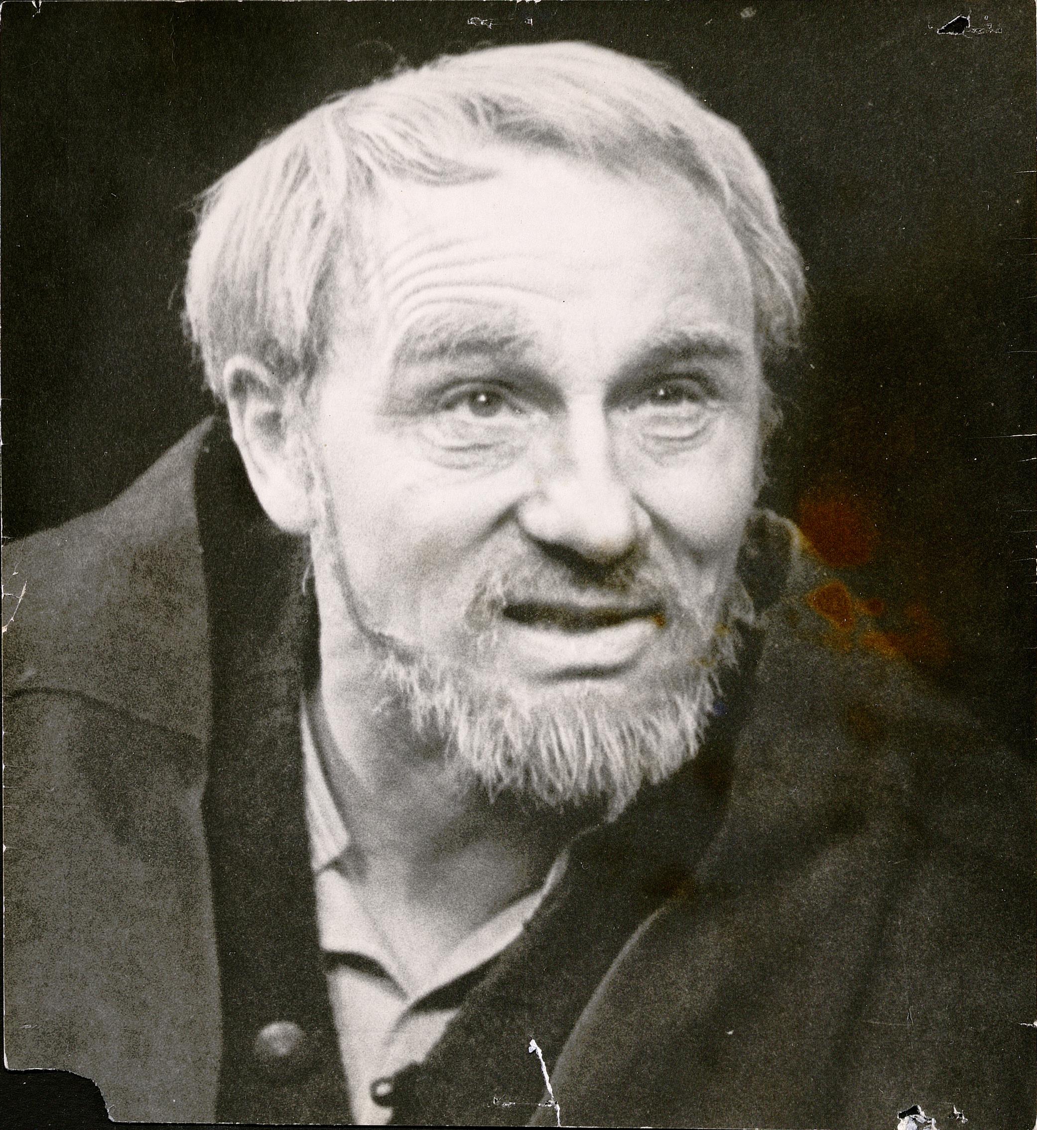 Bertolt Brecht Leben Des Galilei Ernst Buch en Leben des Galilei (Vida de Galileo), de Bertolt Brecht